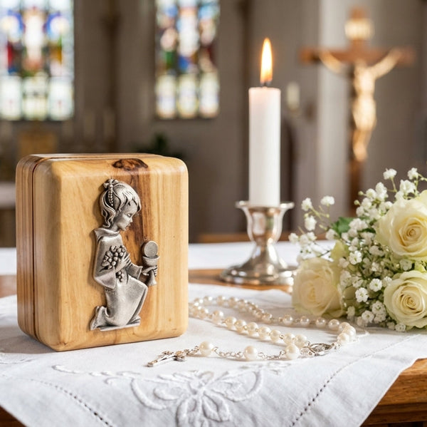 Holy Communion olive wood rosary box for girls | A sacred Holy Land keepsake girls box for confirmation