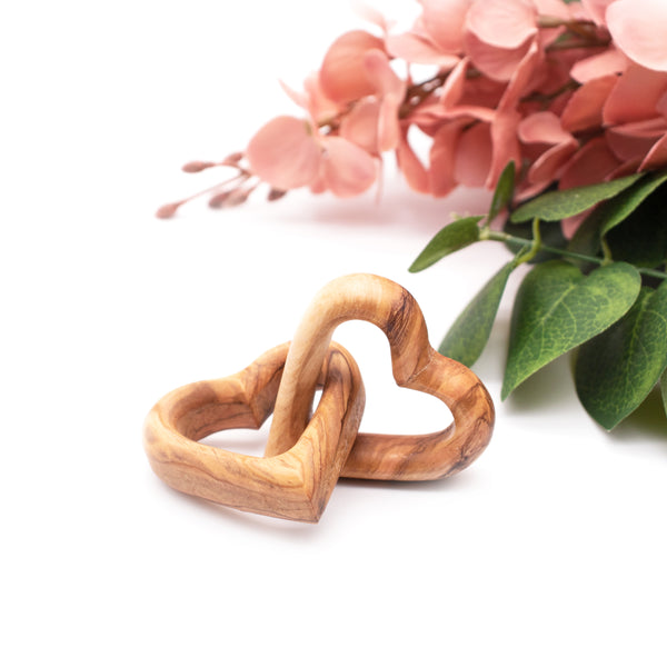 Interlocking wooden Hearts Wedding Heart favors | Wooden Anniversary gift for wife